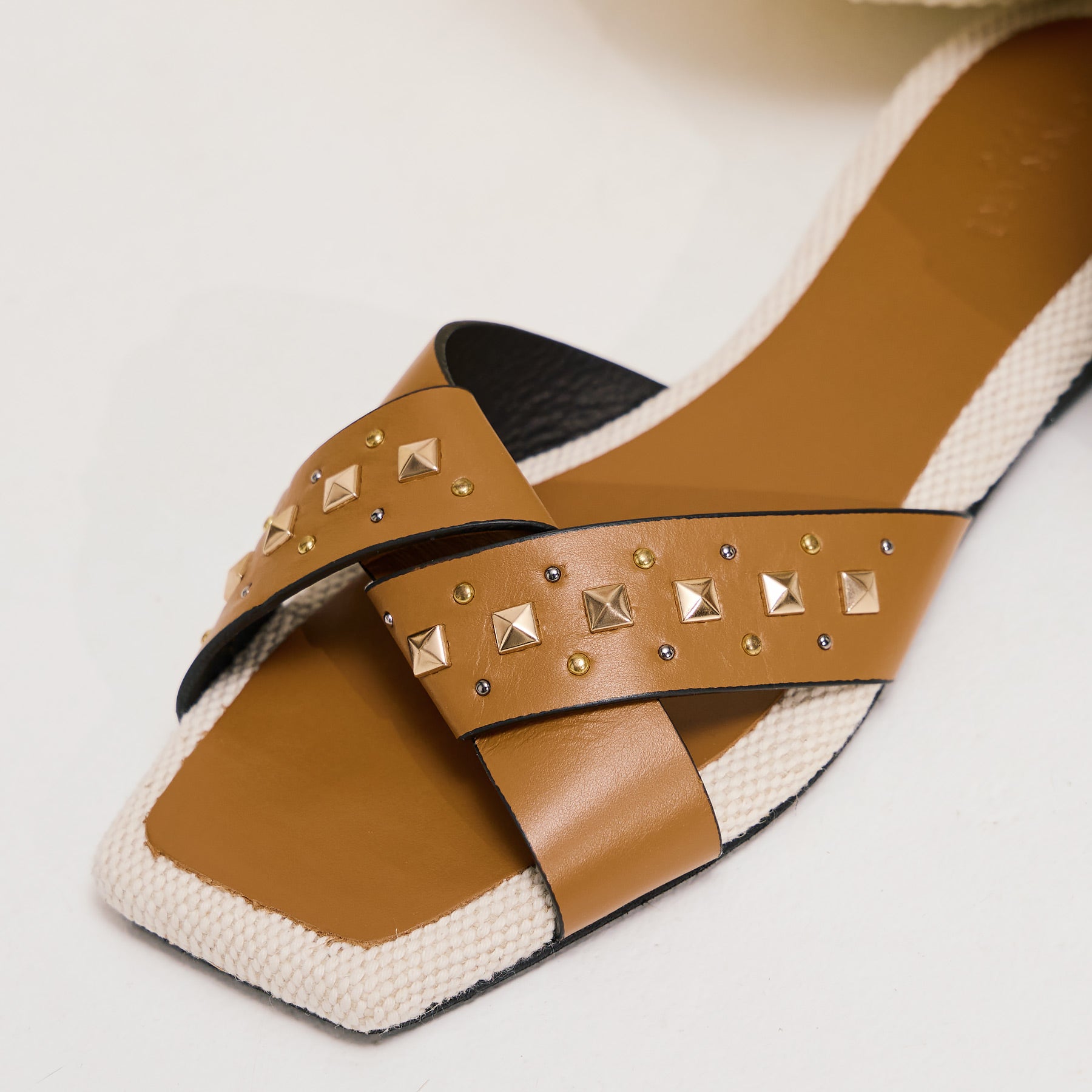 Donnari 06BB Φλατ Παντόφλες Χιαστί με Τρουκς - Cuoio