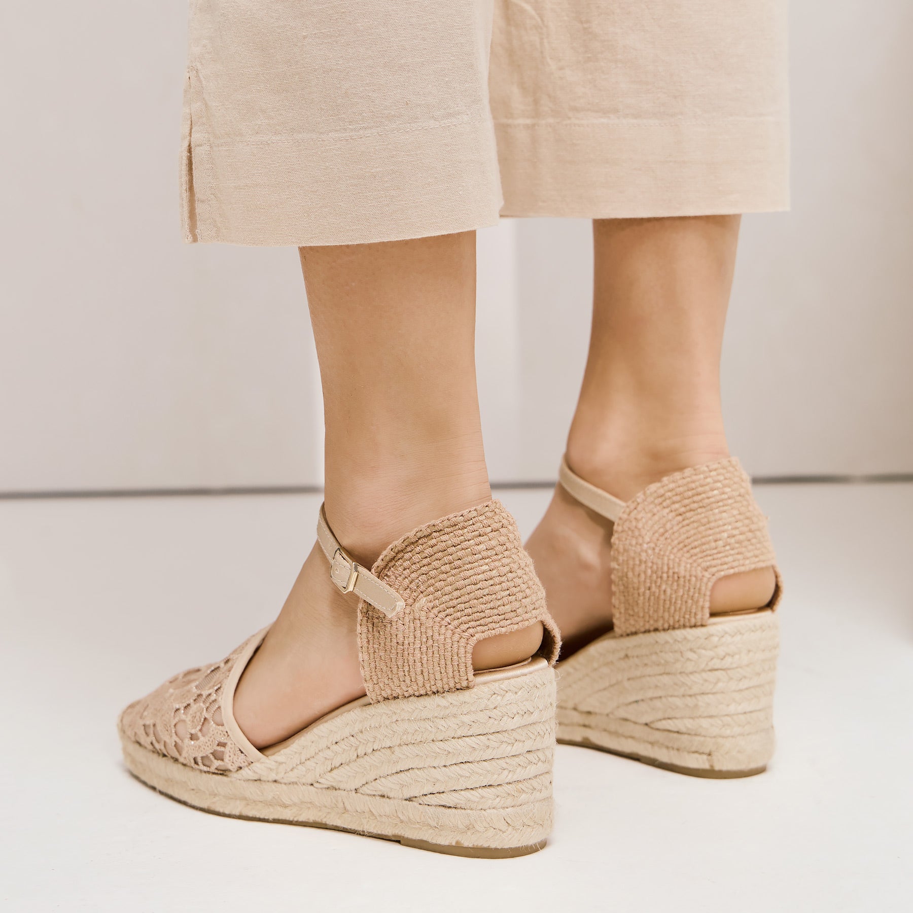 Gabrielle Ledam Aura Πλατφόρμες Εσπαντρίγιες με Δαντέλα - Nude