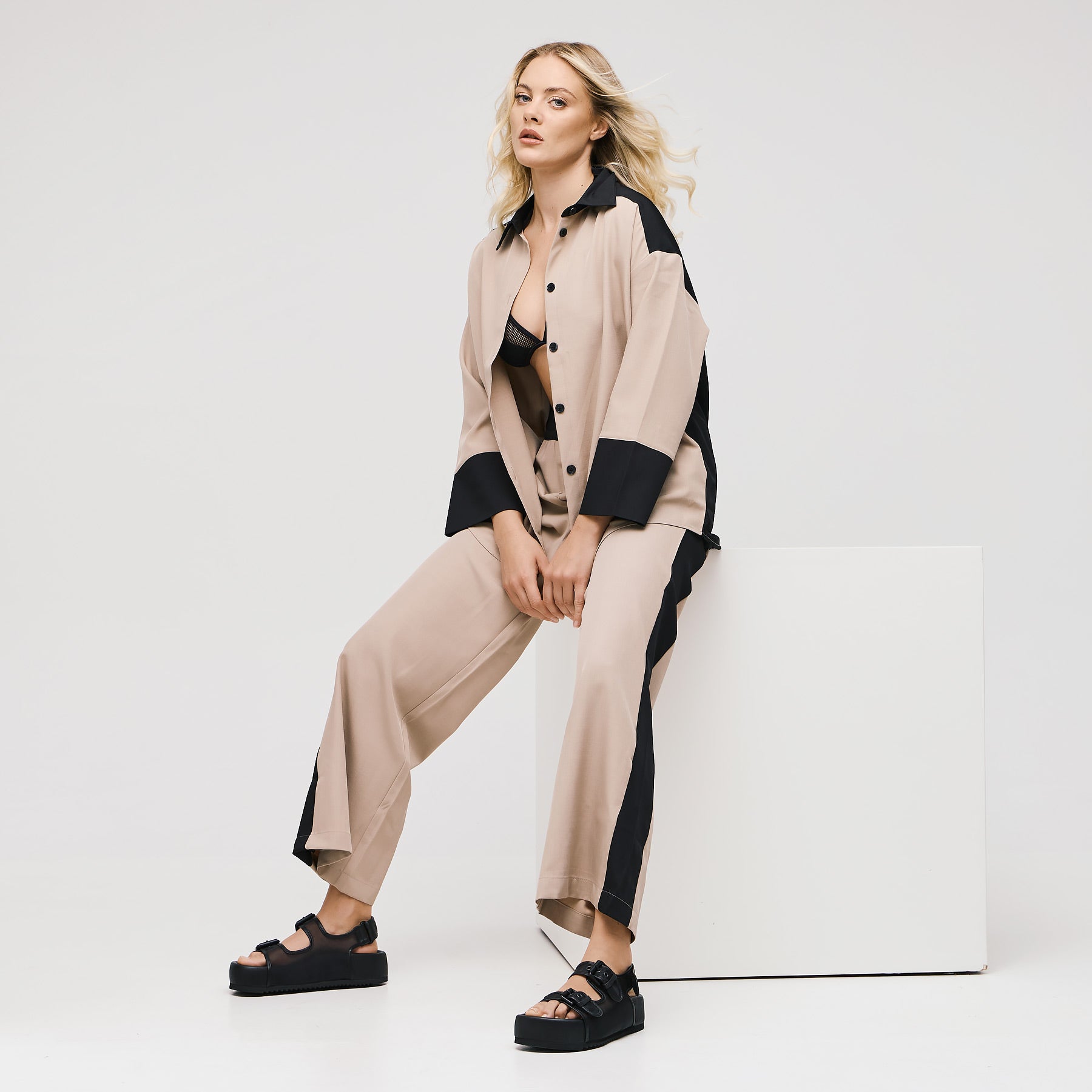 VIC MATIE 3404 Πέδιλο Δίπατο με Διαφάνεια - Μαύρο