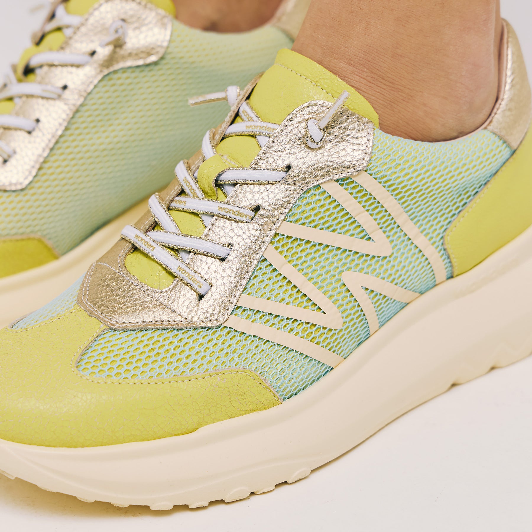 Wonders 4001 Sneakers με W - Lime
