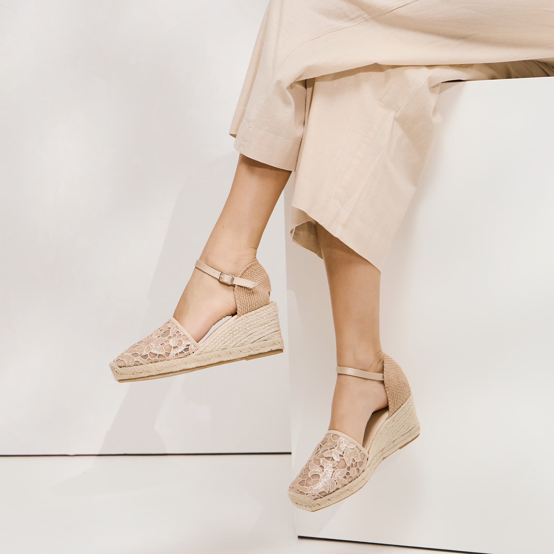 Gabrielle Ledam Aura Πλατφόρμες Εσπαντρίγιες με Δαντέλα - Nude