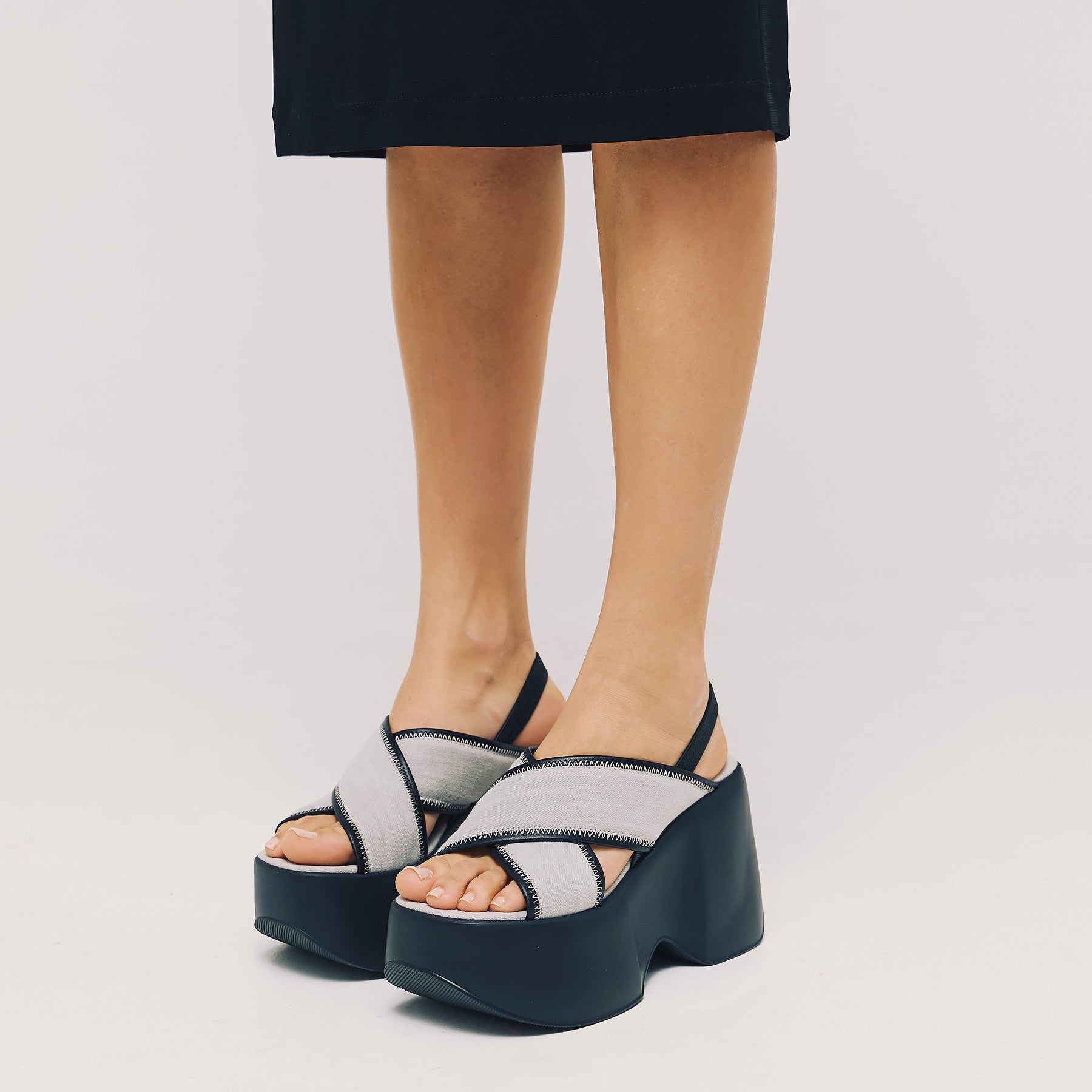 VIC MATIE 3160 Πλατφόρμες Χιαστί - Light Grey