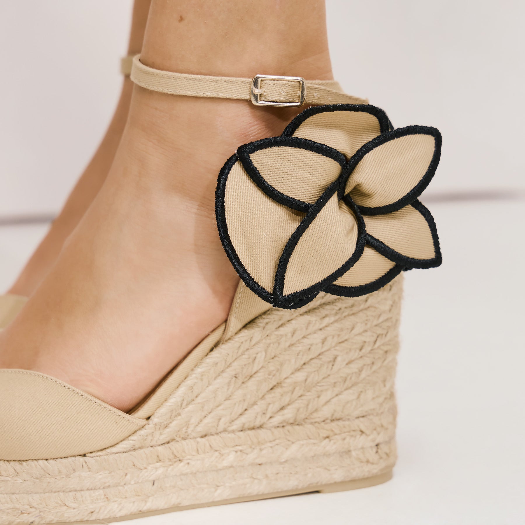 CASTANER Πλατφόρμες Εσπαντρίγιες με Λουλούδι - Saud