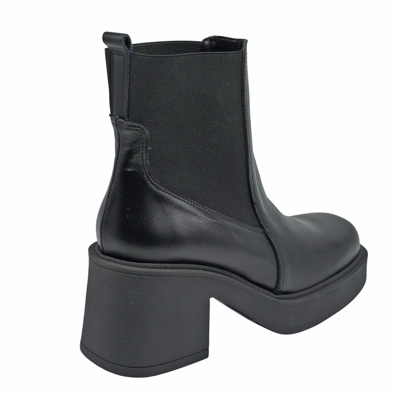 Galleria di Scarpe Lola Μποτάκια Chelsea με Χοντρό Τακούνι - Μαύρα