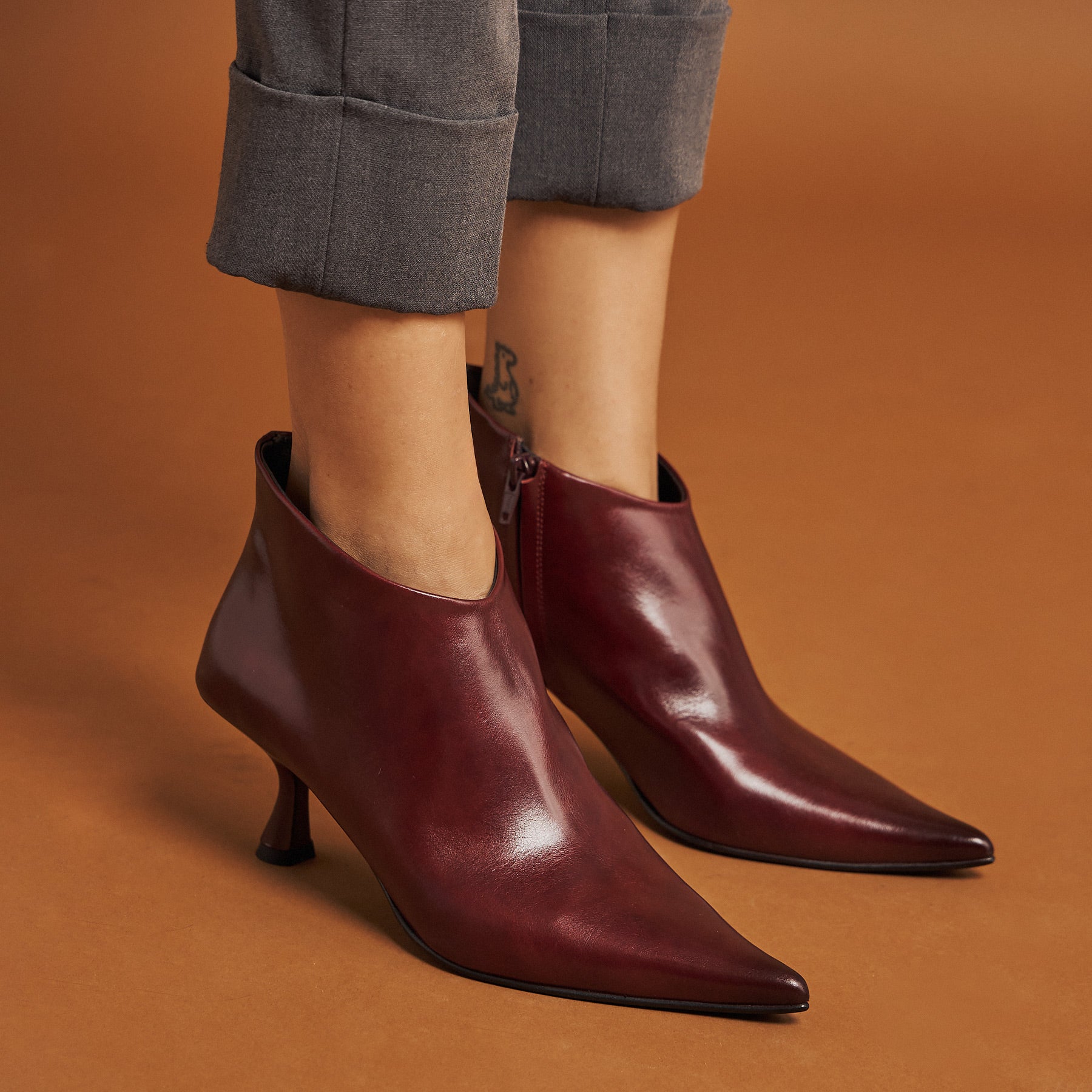 Zinda 3242 Μποτάκια Αστραγάλου με Έντονη Μύτη - Μπορντό